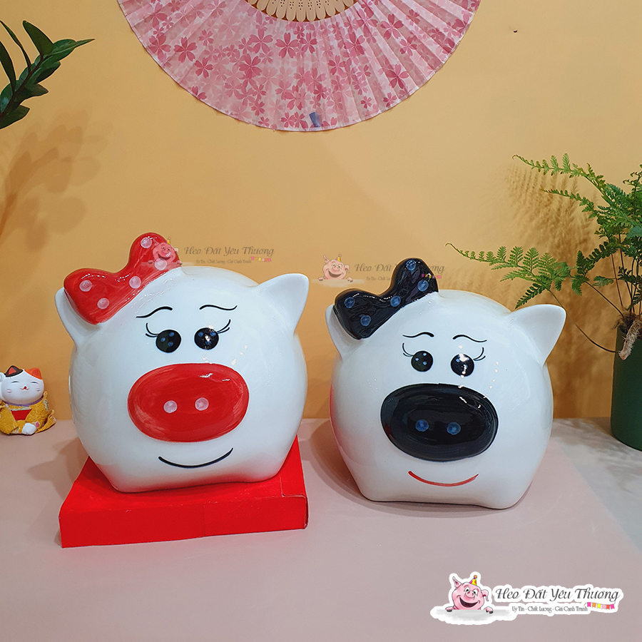Heo Đất Dáng Nơ Mũ Gốm Sứ Bát Tràng